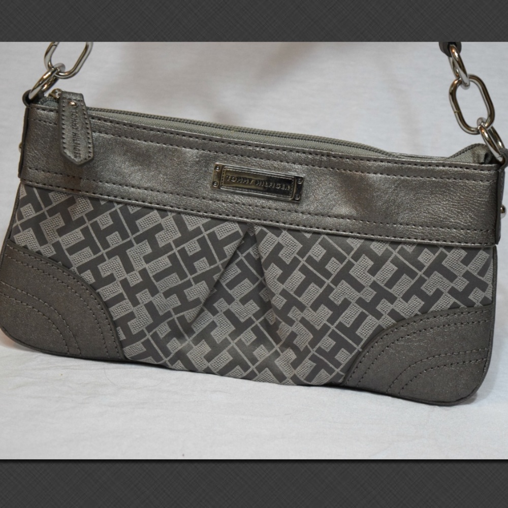 Tommy Hilfiger // Mini Purse // New